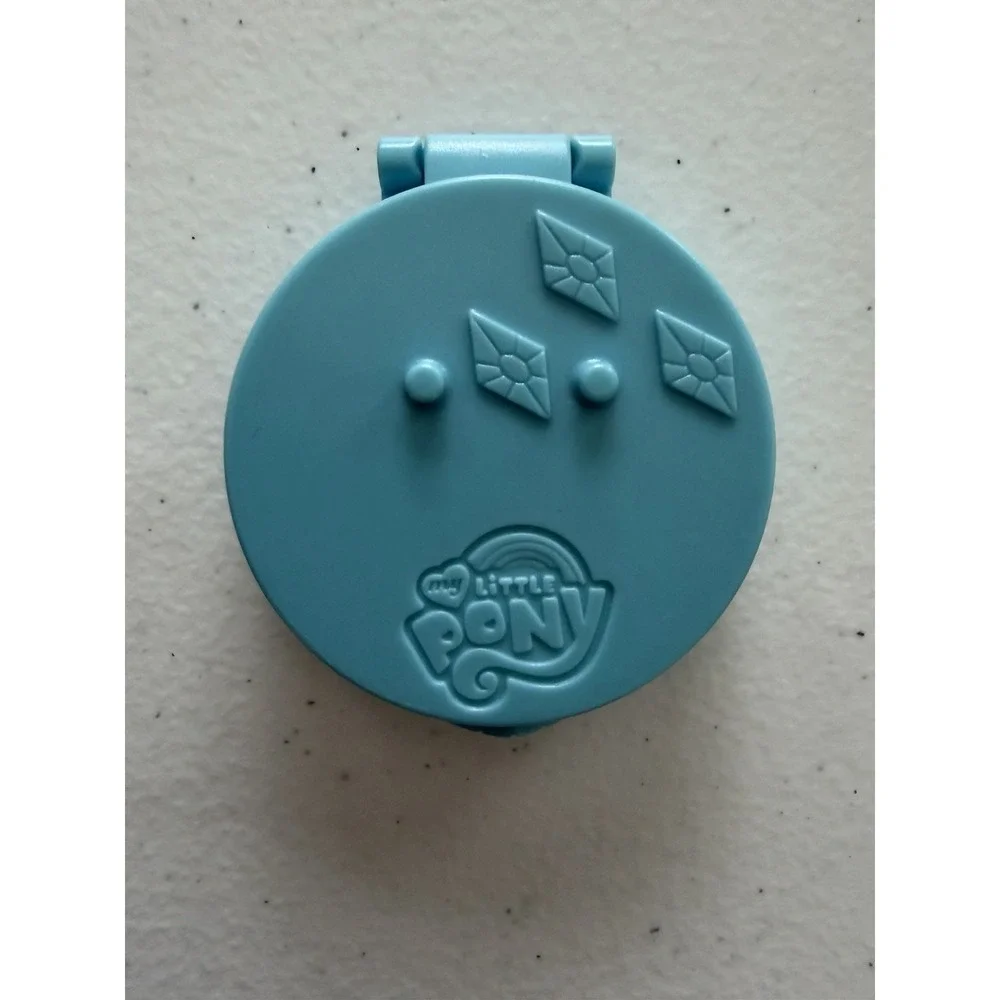 My Little Pony Plastic Straw Hat, Bonnet, & Folding Compact Mirror Lot of 3.